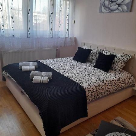 Apartman Aurora Новий Сад Екстер'єр фото